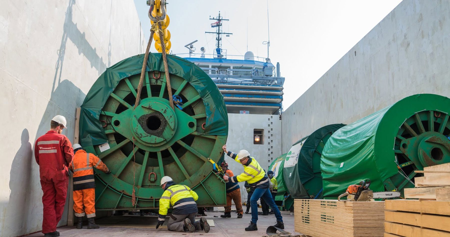 Wagenborg transports project cargo from Moerdijk to Saint Petersburg