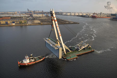 Wagenborg provides transportation and installation of a steel dock door