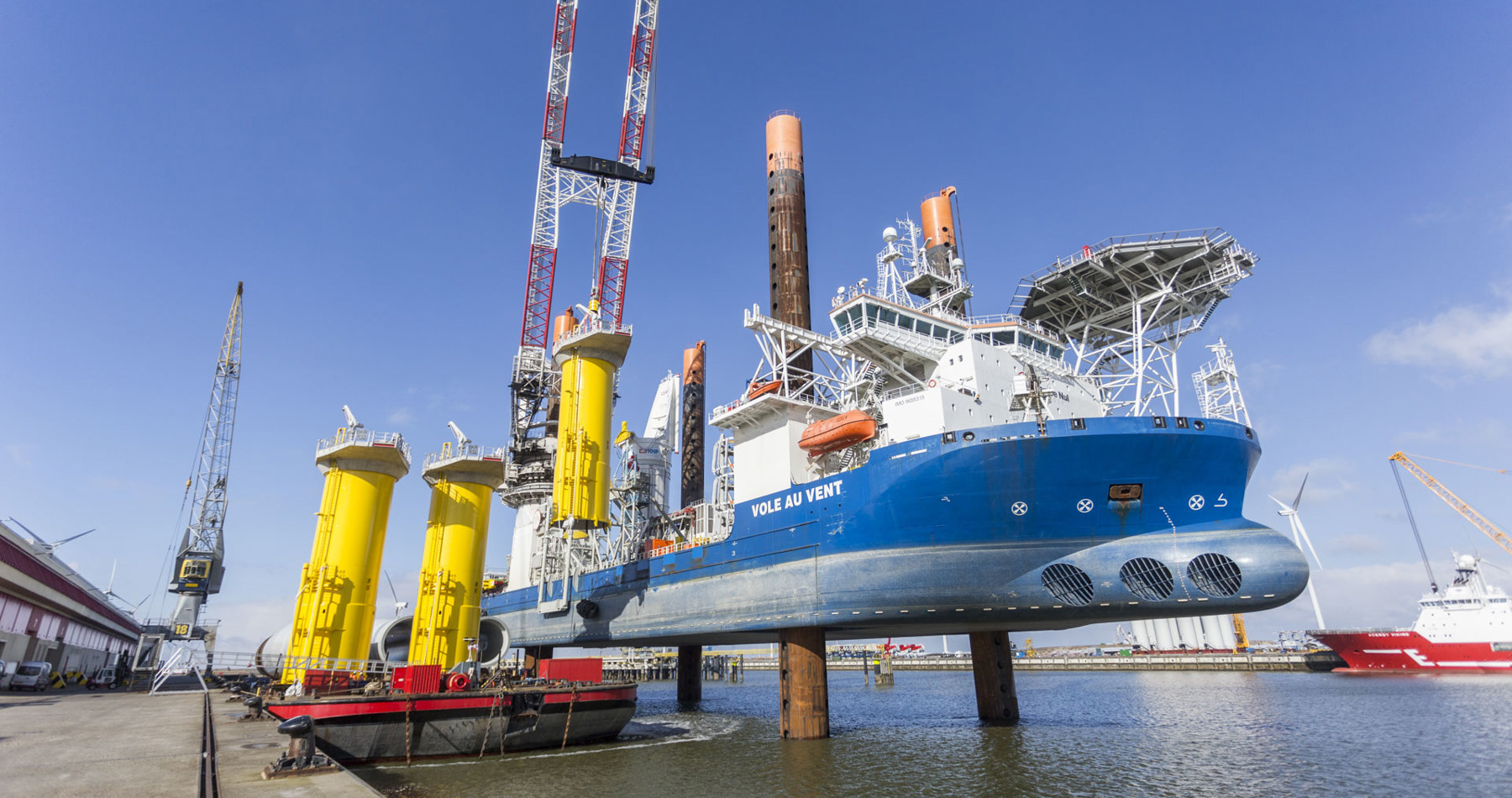 First monopiles and transition pieces for Borkum Riffgrund II delivered