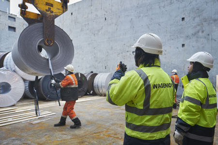 MV Lingeborg ships steel coils from the Baltic to the Continent