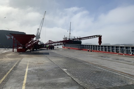 Wagenborg terminals services MV Hydra and MV Helenic