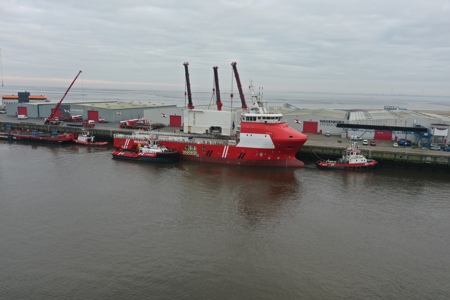 Wagenborg Offshore signs contract for third walk to work vessel on the Southern North Sea