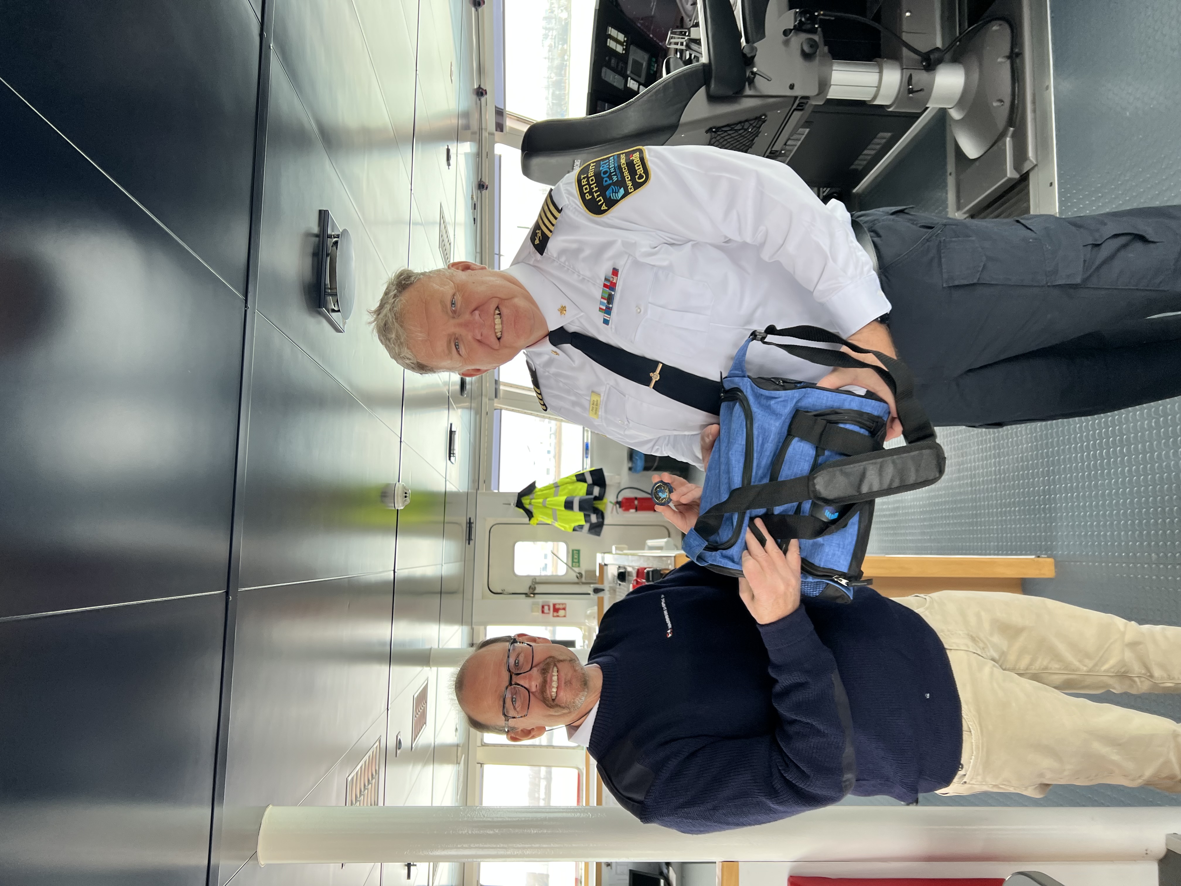 Our very own Frans Bos, Master of the Wagenborg vessel, received this prestigious award on behalf of the Wagenborg crew.