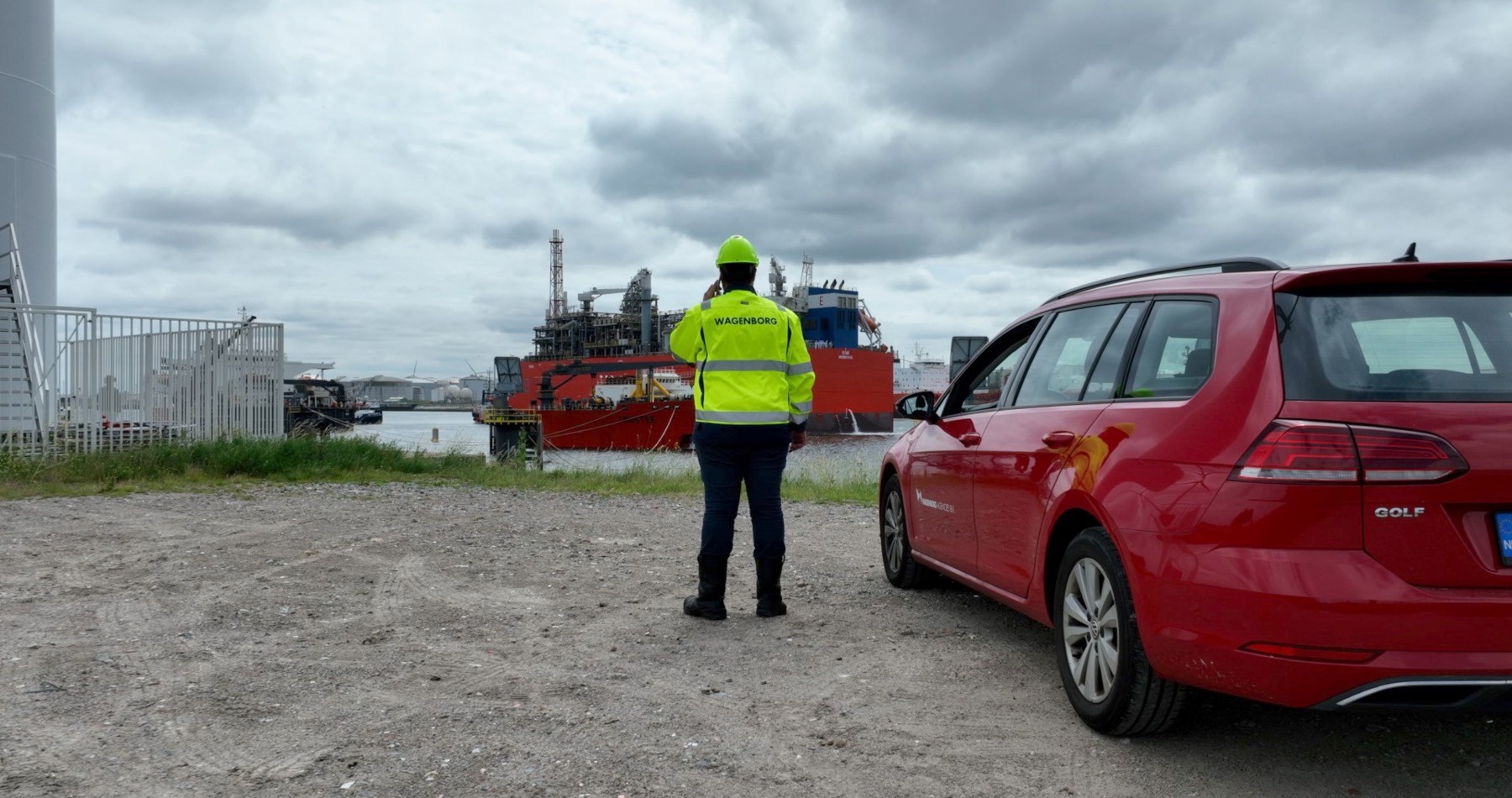 FRSU 'Eemshaven LNG' powered by Wagenborg