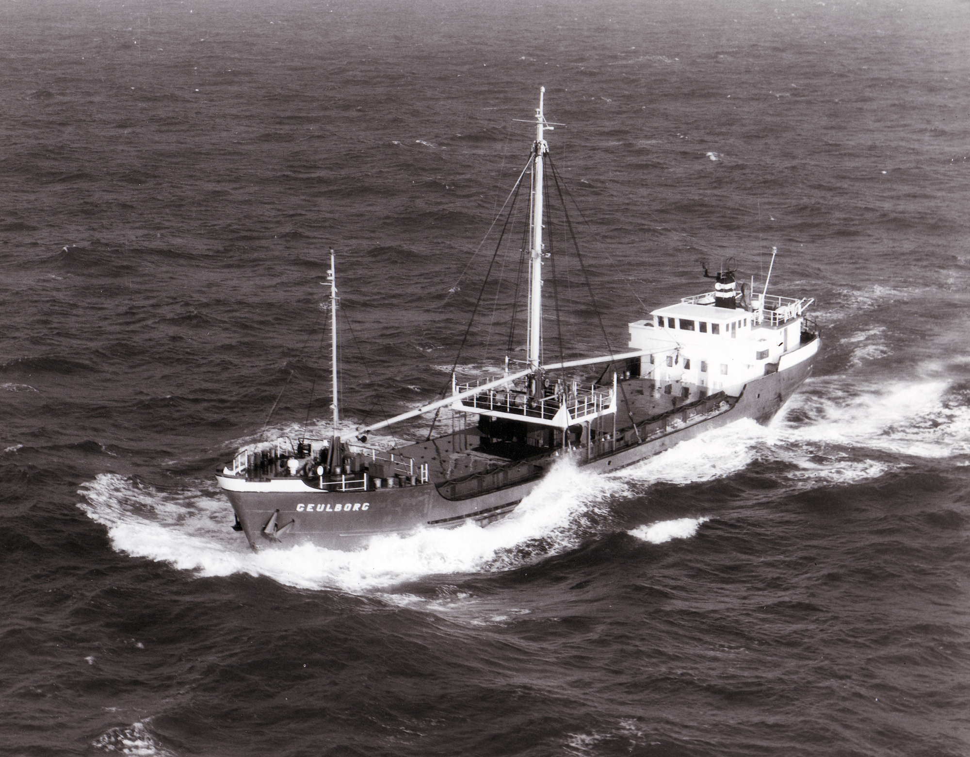 In 1966, a start is made with lowering the age of the fleet. The vessel "Egbert Wagenborg" is sold off, and the sister ships "Geulborg" and "Roerborg" are ordered.