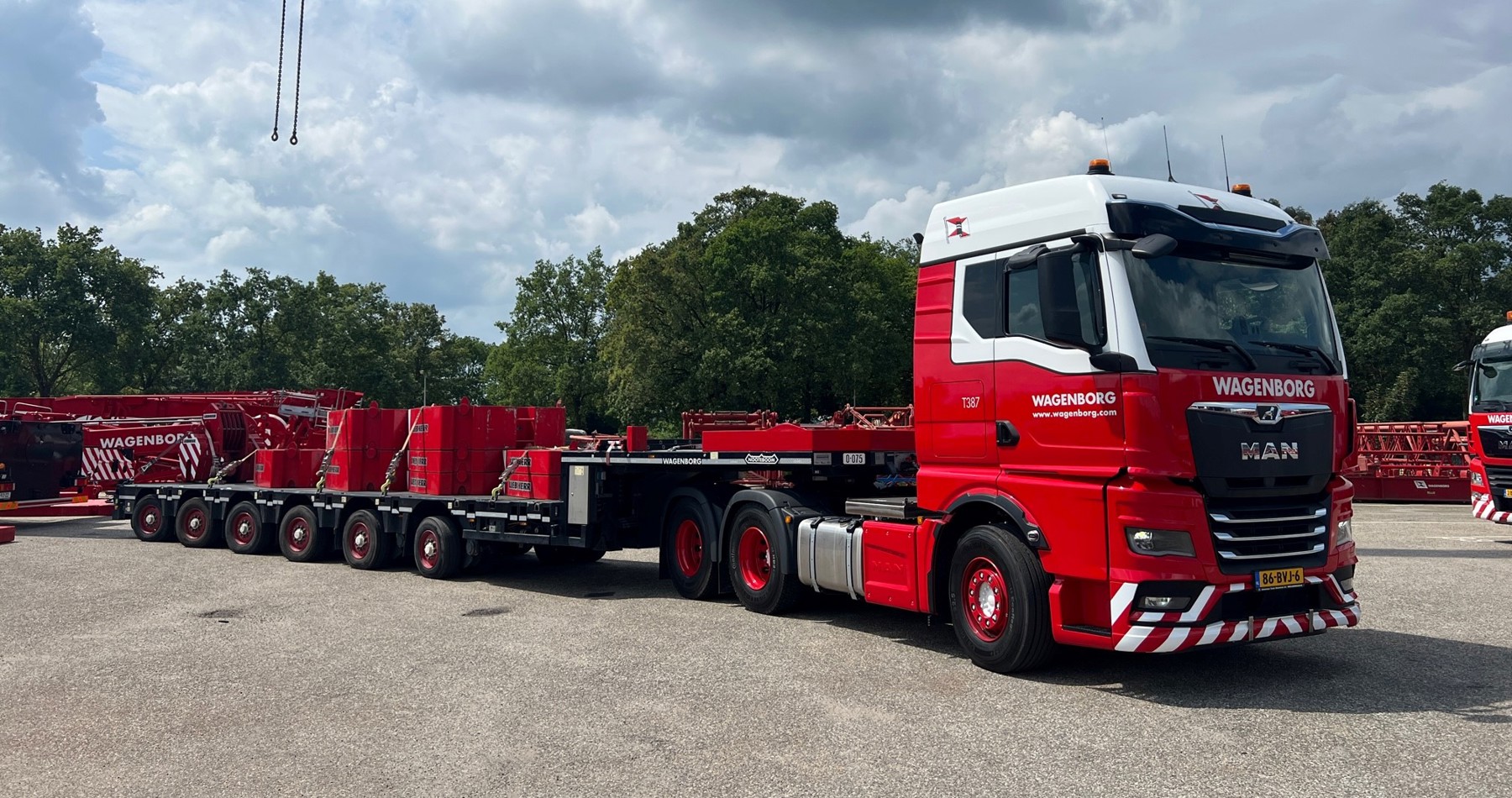 Erster MAN TGX 6x4 BL nach Hengelo geliefert